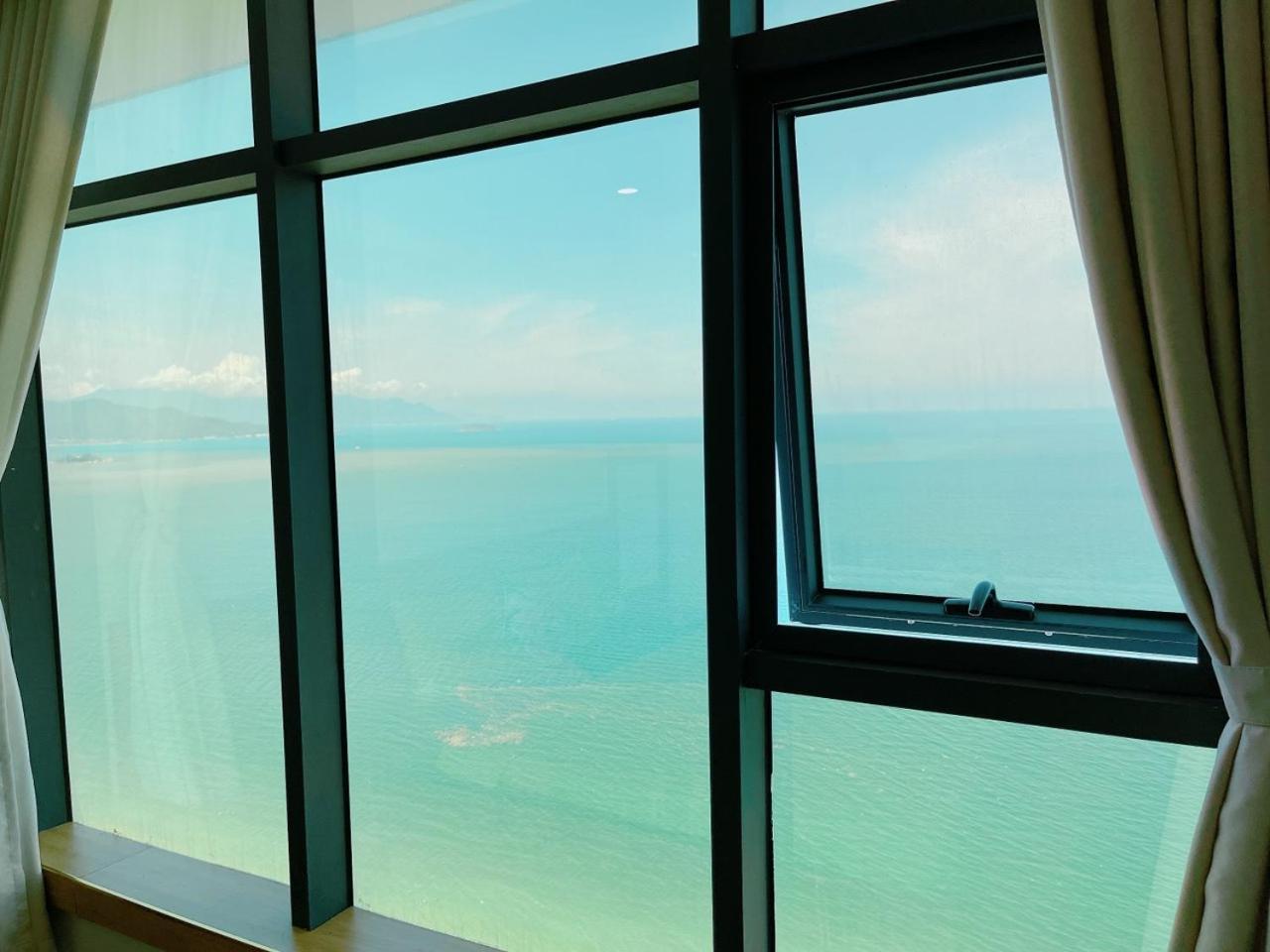 Gold Beach Nha Trang Apartment Esterno foto