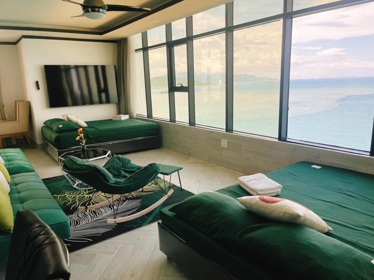 Gold Beach Nha Trang Apartment Esterno foto