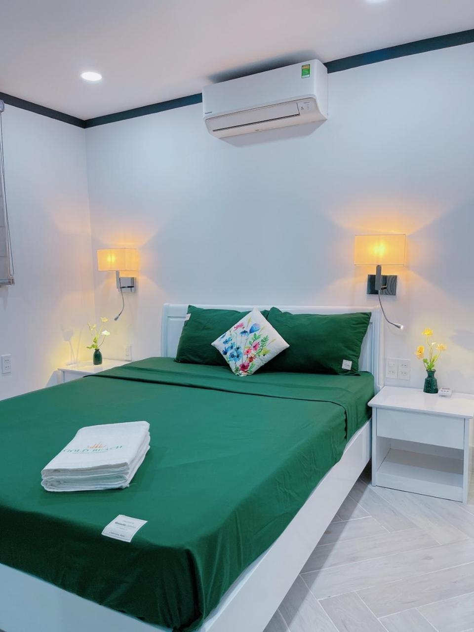 Gold Beach Nha Trang Apartment Esterno foto