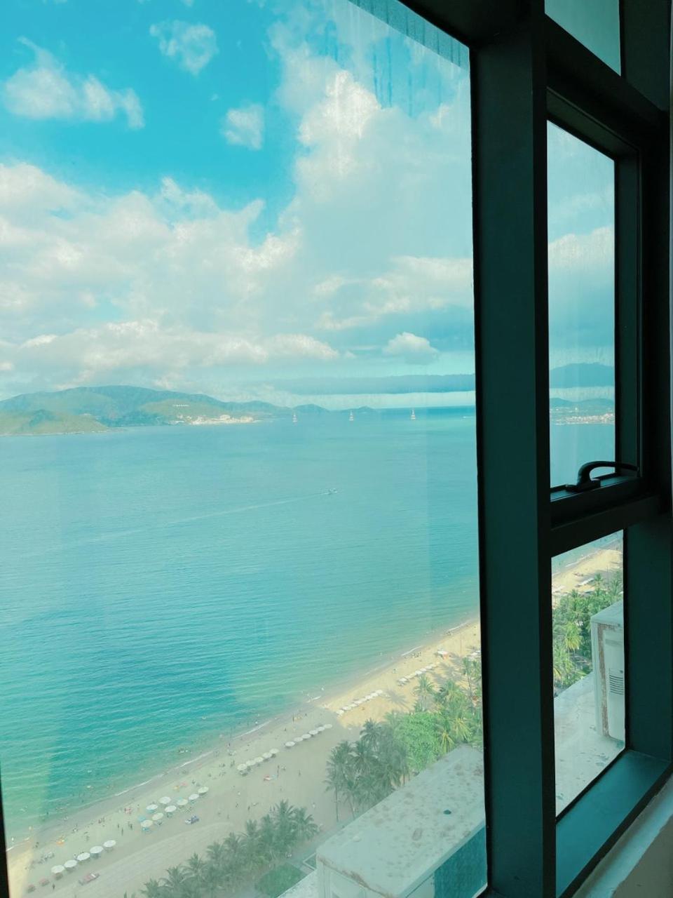 Gold Beach Nha Trang Apartment Esterno foto