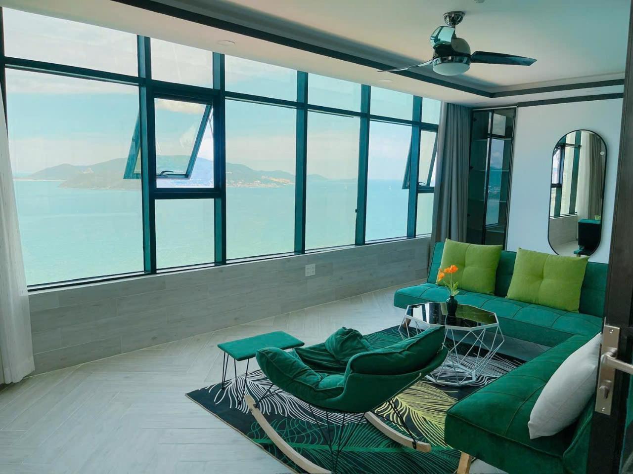 Gold Beach Nha Trang Apartment Esterno foto