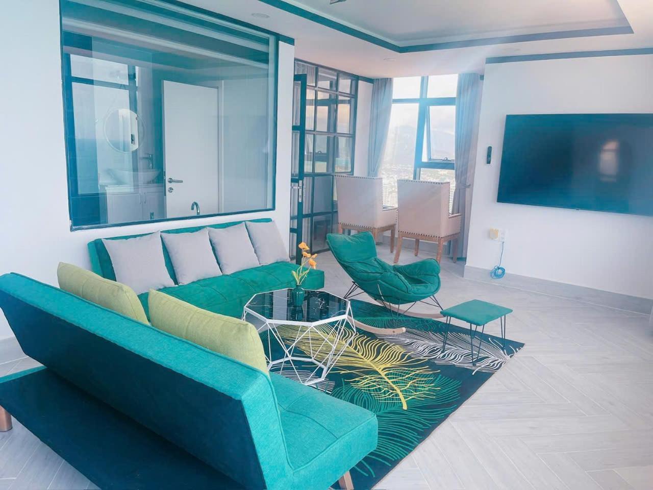 Gold Beach Nha Trang Apartment Esterno foto
