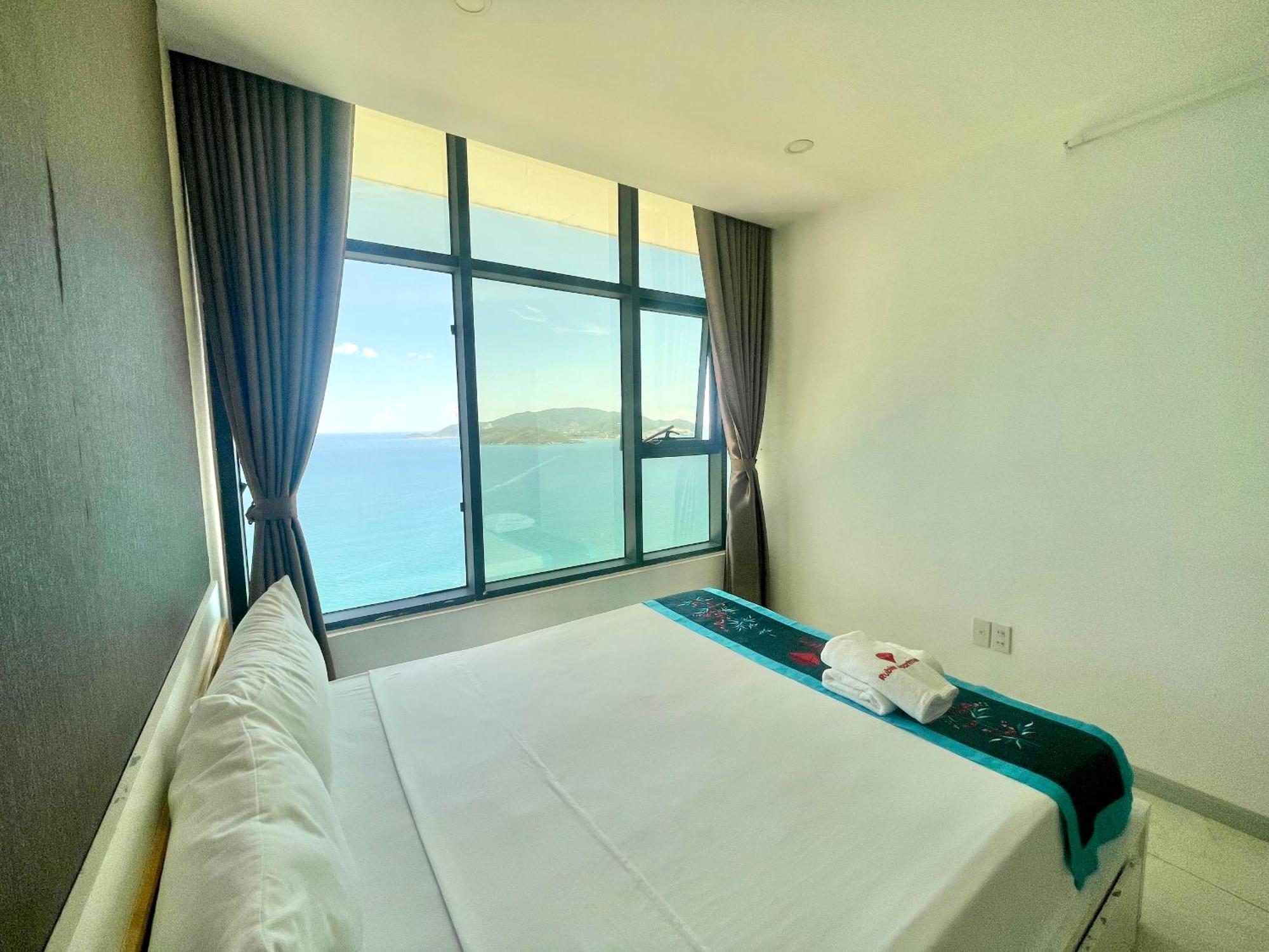 Gold Beach Nha Trang Apartment Esterno foto
